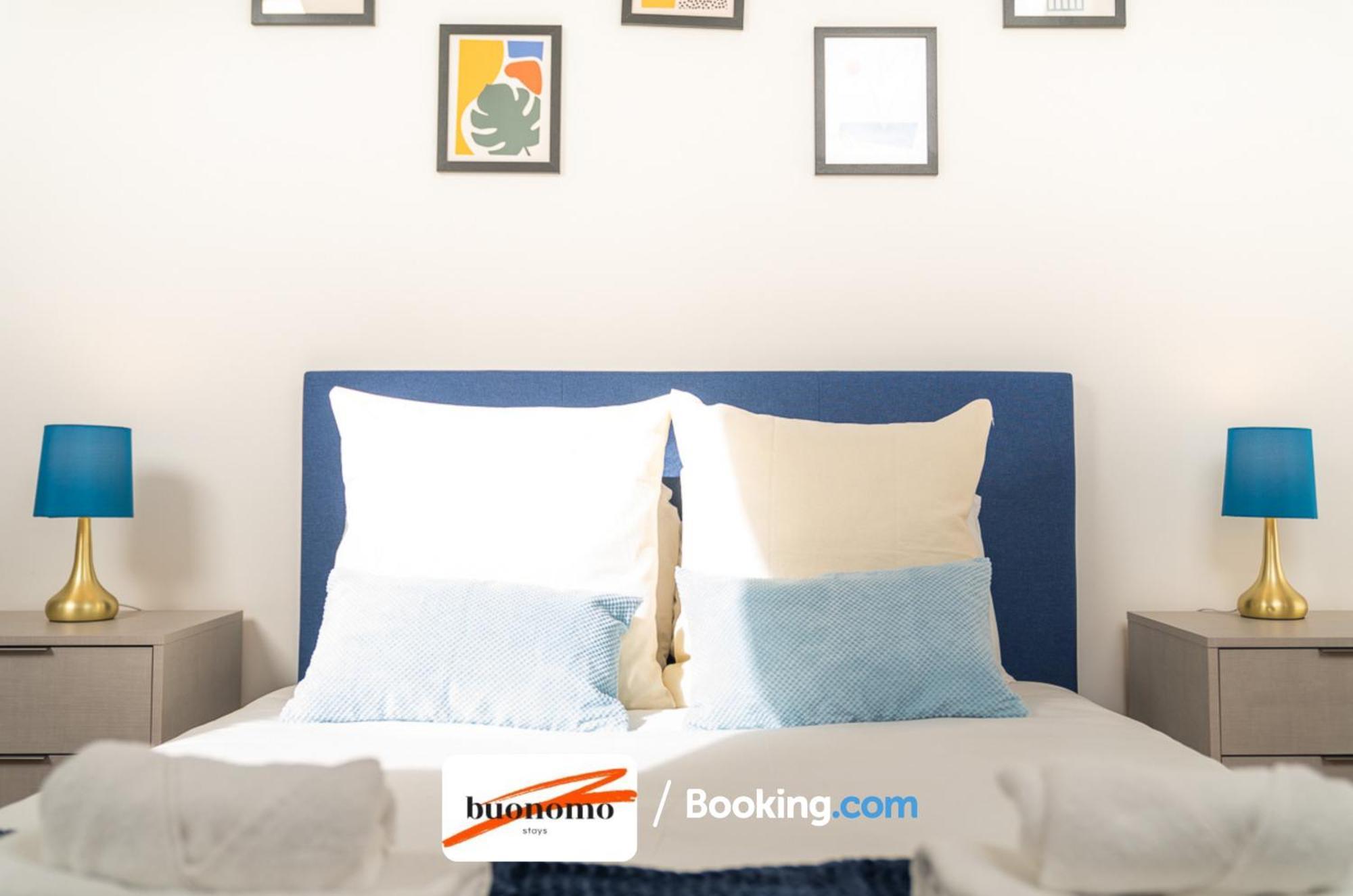 Two Bedroom Apartment At Buonomo Stays Short Lets & Serviced Accommodation London Exterior foto